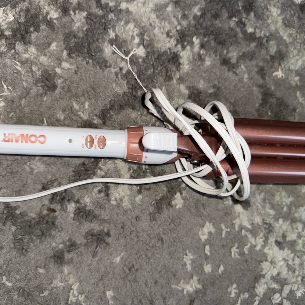 Conair Triple Barrel Hair Waver NWOT